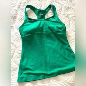 Nike Women’s racer back workout tank. Size XS